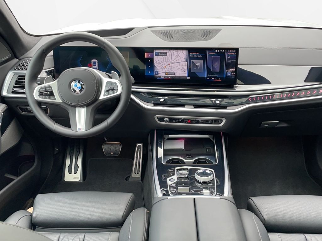 BMW X7 40d xDrive Msport PRO | FACELIFT | předváděcí auto na dovoz | přímo od německého autorizovaného prodejce | luxusní bílé naftové SUV | černá kůže | skvělá výbava | auto ihned k předání | super cena 2.459.000,- Kč bez DPH | více info a nákup online na AUTOiBUY.com